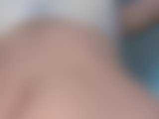 Live cam show with HienLeggans - Blue Eyes on Camsoda