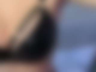 HienLeggans's Live Sex Cam Show