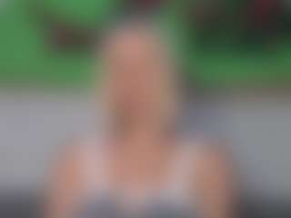 HienLeggans's Live Sex Cam Show