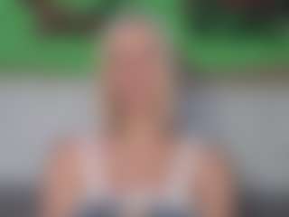 HienLeggans's Live Sex Cam Show