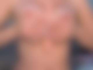 HienLeggans's Live Sex Cam Show