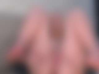 HienLeggans's Live Sex Cam Show