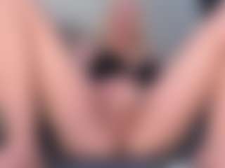 Live cam show with HienLeggans - Blonde Hair Teen (18+) on Big Tits