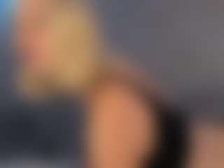 HienLeggans's Live Sex Cam Show