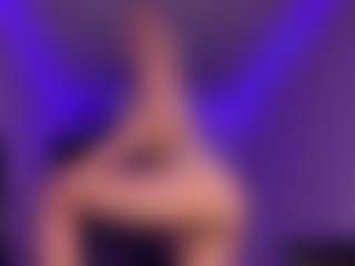 HienLeggans's Live Sex Cam Show