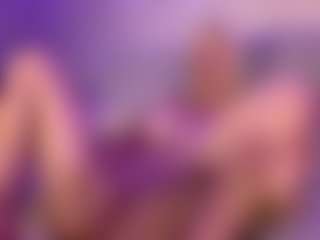 HienLeggans's Live Sex Cam Show