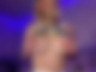 HienLeggans's Live Sex Cam Show