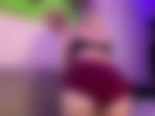 HienLeggans's Live Sex Cam Show