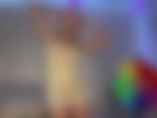 Live cam show with HienLeggans - Erotic Dance on StripNow