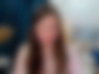 Live cam show with HoneyGlowe - Joi on chickslive.net