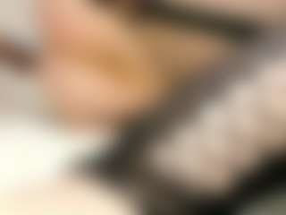 imyours01's Live Sex Cam Show