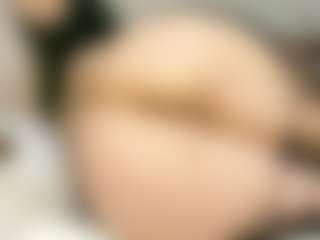 Live cam show with imyours01 - Blonde Hair on sexylive.show