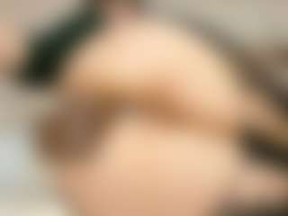imyours01's Live Sex Cam Show