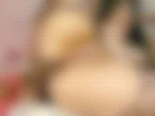 Live cam show with imyours01 - Tease MILF on Camiplay Live
