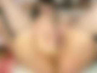 Эротическая трансляция с imyours01 — Average на Camsoda