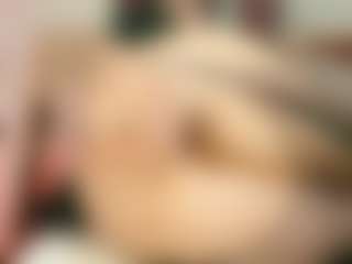 imyours01's Live Sex Cam Show