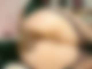 imyours01's Live Sex Cam Show