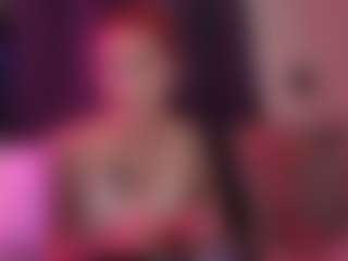 Live cam show with thornsandhoney - Horny on AdultVida.com