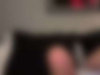 Live cam show with hangoutwithvanessa - Spanks on Camsoda