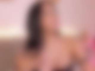 Isabella-Monroe's Live Sex Cam Show