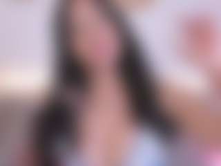 Isabella-Monroe's Live Sex Cam Show