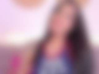 Isabella-Monroe's Live Sex Cam Show