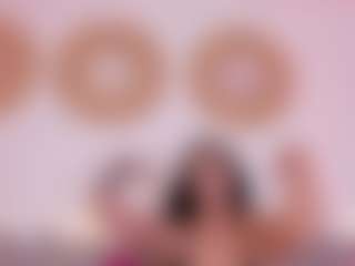 Isabella-Monroe's Live Sex Cam Show