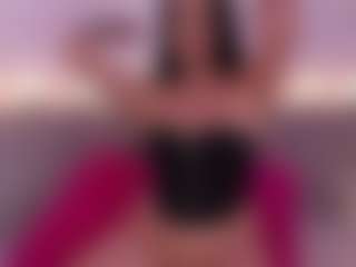 Isabella-Monroe's Live Sex Cam Show