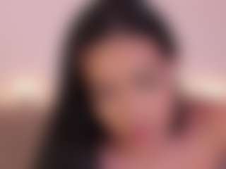 Isabella-Monroe's Live Sex Cam Show