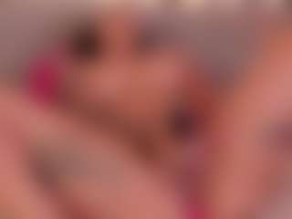 Isabella-Monroe's Live Sex Cam Show
