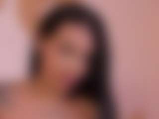 Isabella-Monroe's Live Sex Cam Show