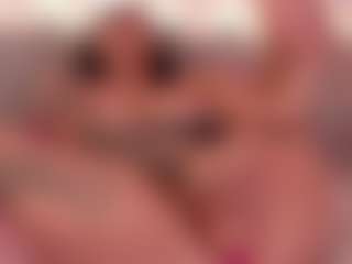 Isabella-Monroe's Live Sex Cam Show