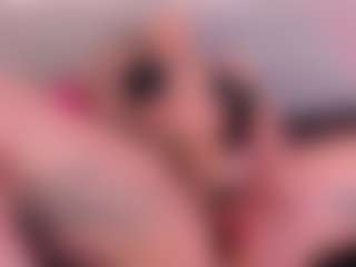 Isabella-Monroe's Live Sex Cam Show