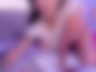 Isabella-Monroe's Live Sex Cam Show