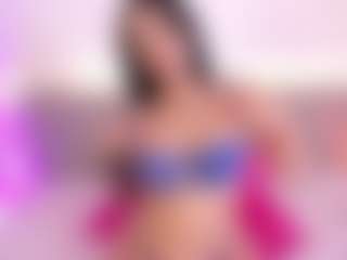 Isabella-Monroe's Live Sex Cam Show