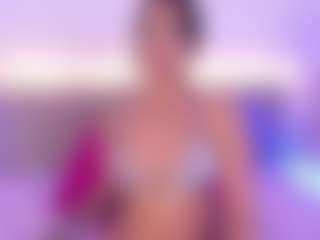 Isabella-Monroe's Live Sex Cam Show