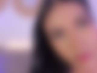 Live cam show with Isabella-Monroe - College on Camsoda