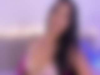 Isabella-Monroe's Live Sex Cam Show