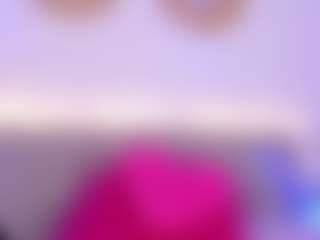 Isabella-Monroe's Live Sex Cam Show