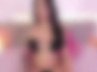 Isabella-Monroe's Live Sex Cam Show