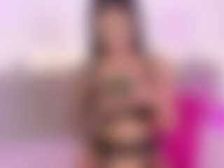 Isabella-Monroe's Live Sex Cam Show