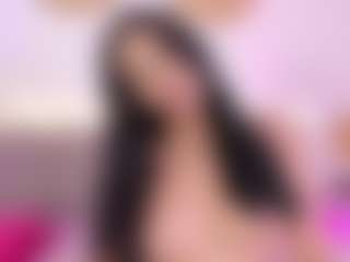 Isabella-Monroe's Live Sex Cam Show