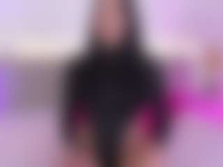Isabella-Monroe's Live Sex Cam Show