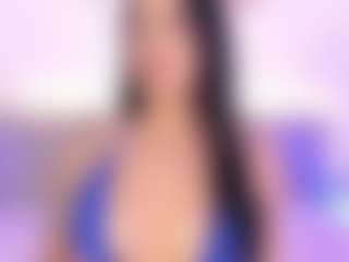 Isabella-Monroe's Live Sex Cam Show