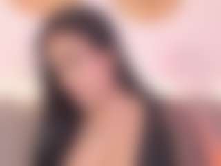 Isabella-Monroe's Live Sex Cam Show