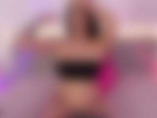 Isabella-Monroe's Live Sex Cam Show