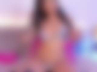 Isabella-Monroe's Live Sex Cam Show