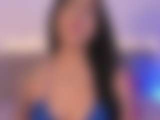 Isabella-Monroe's Live Sex Cam Show
