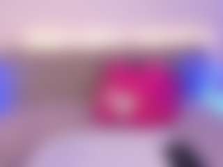 Live cam show with Isabella-Monroe - Dildo Or Vibrator on Camsoda Late Night