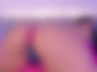 Isabella-Monroe's Live Sex Cam Show